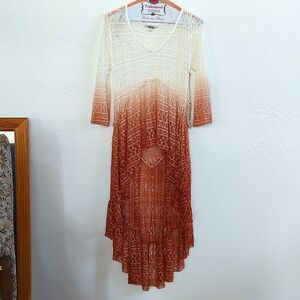 GIMMICKS by BKE BUCKLE Lace Tunic Top Small